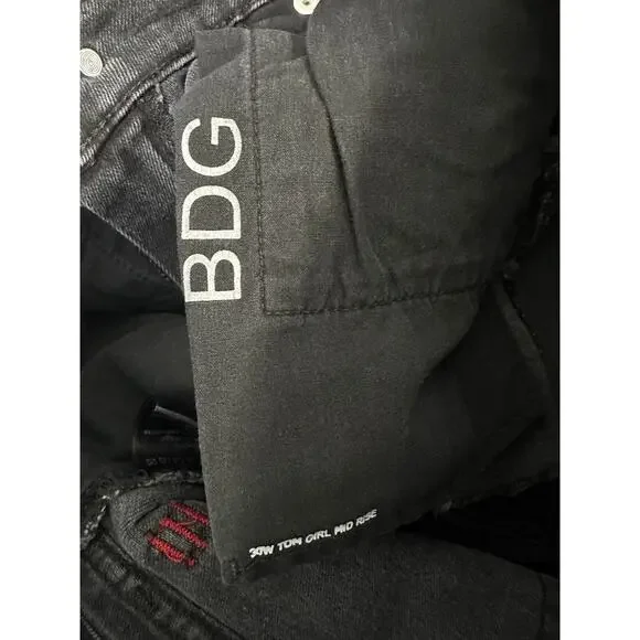 Urban Outfitters BDG Shorts Women 30 Black Denim Tom Girl Mid Rise Cut-Off Jean - Picture 5 of 7